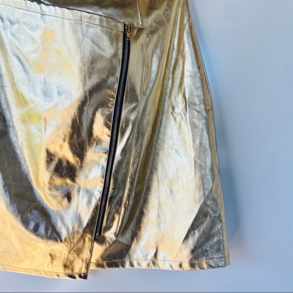 By the way Skylar Faux Leather Dress in Gold Metal - Picture 4 of 7